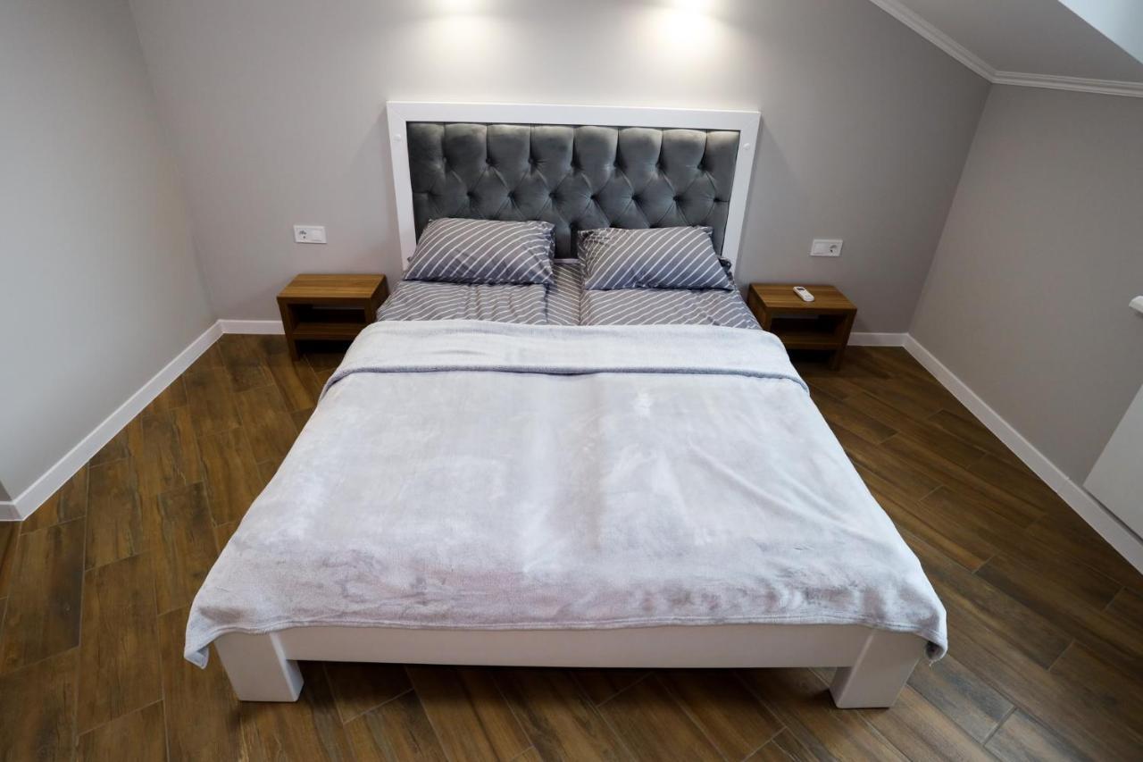 Apartments Ocheret Svityaz' Dış mekan fotoğraf